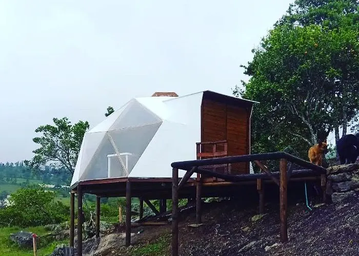 Glamping Astrodome En Pacho
