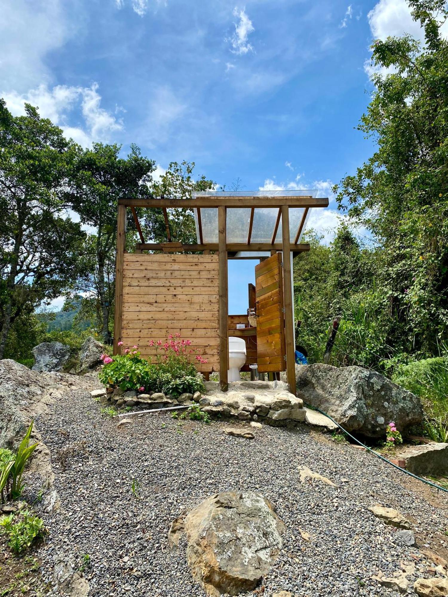 Glamping Astrodome En Luxury tent *